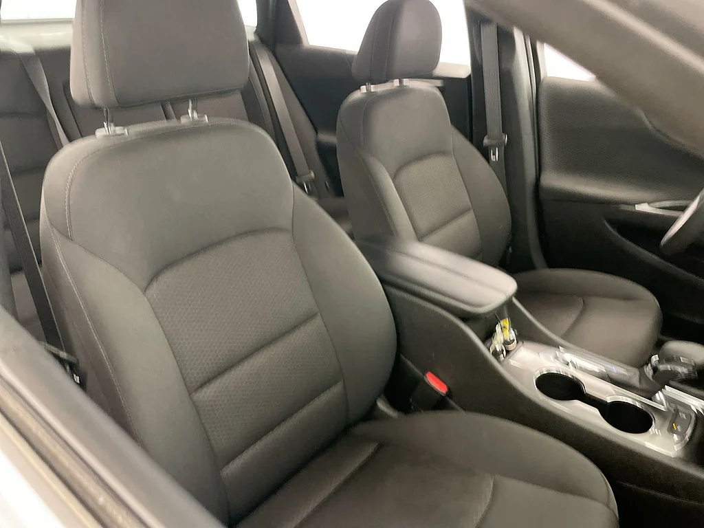 Used 2024 GRAY Chevrolet LT image 27