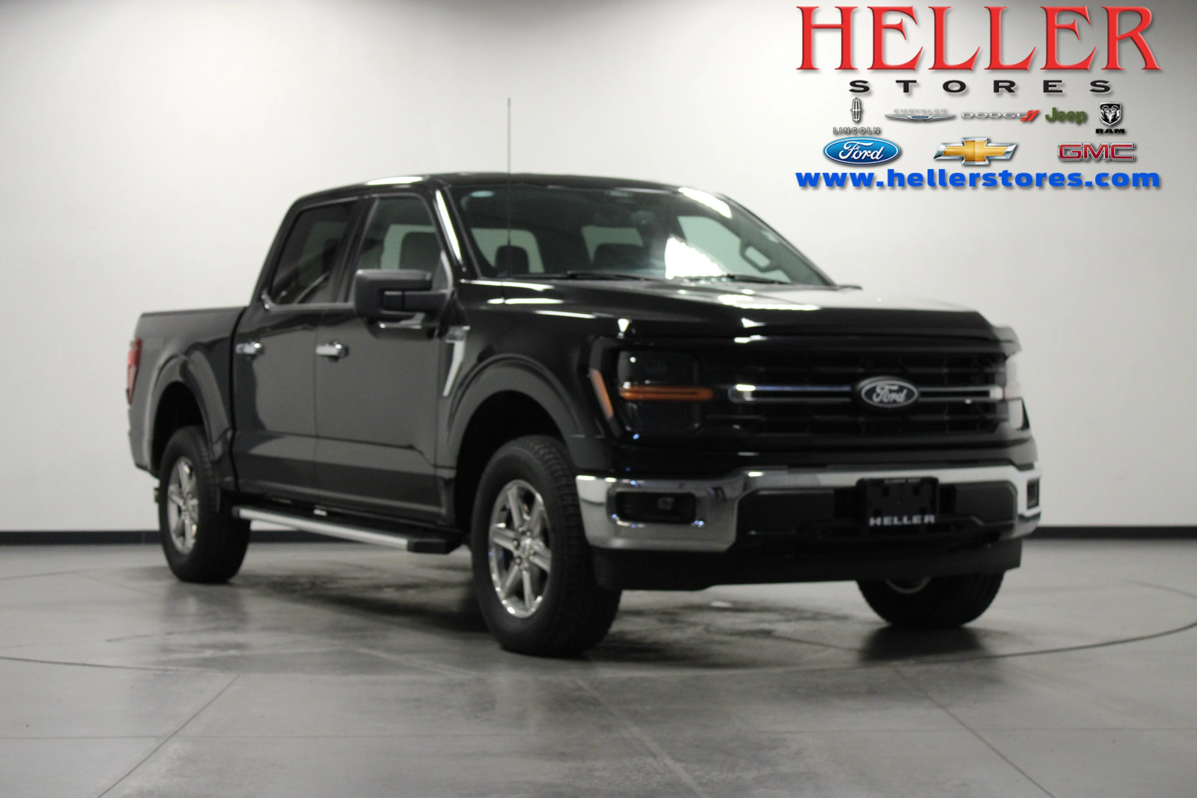 Used 2024 Agate Black Metallic Ford XLT image 1