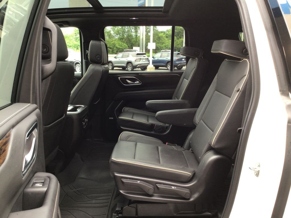 Used 2024 White Chevrolet Premier image 35