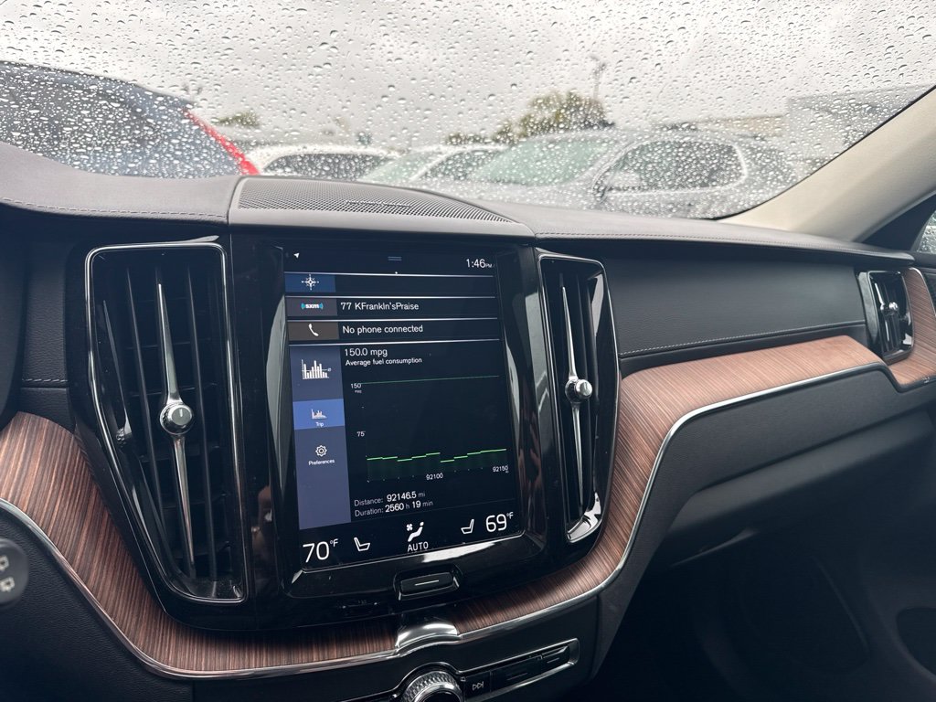 Used 2019  Volvo T5 Inscription image 7