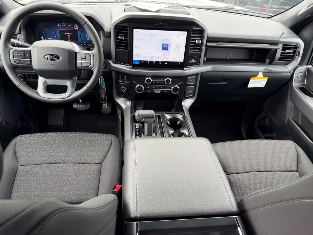 New 2026 Oxford White Ford XLT image 19
