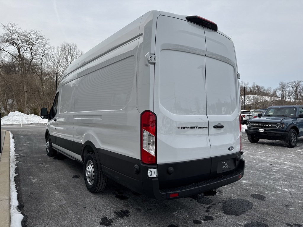 New 2026 Oxford White Ford Base w/9,950 lb. GVWR image 24