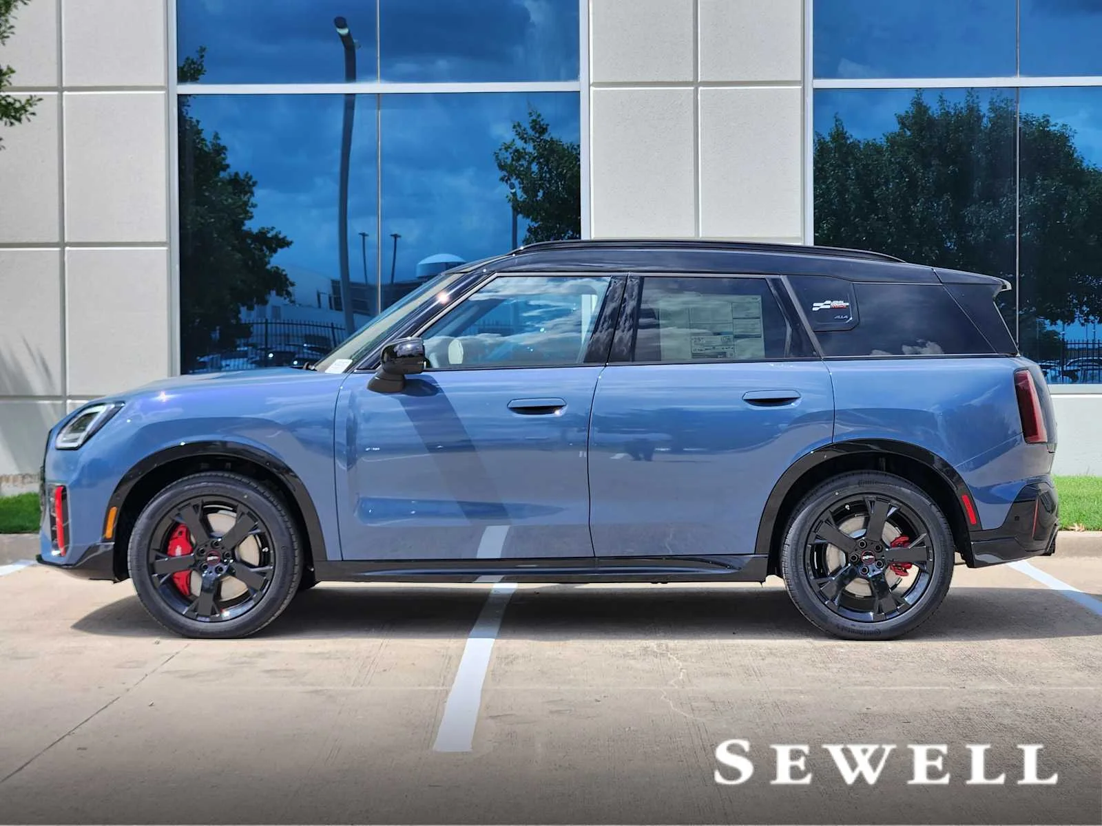 New 2027 Slate Blue MINI Iconic image 2