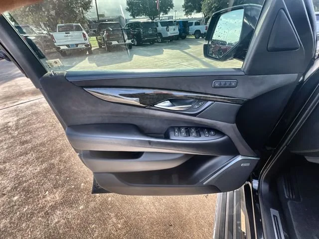 Used 2019 BLACK RAVEN Cadillac Platinum image 21