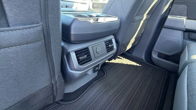 New 2026 Marsh Gray Ford XLT image 18