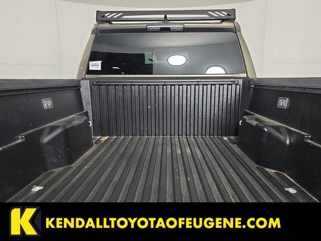 Certified Used 2025 OXIDE BRONZE ME. Toyota  image 9