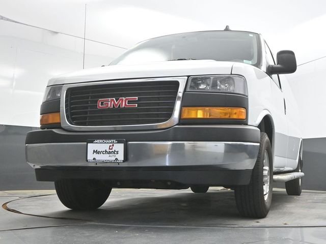 Used 2025 White GMC Work Van image 32