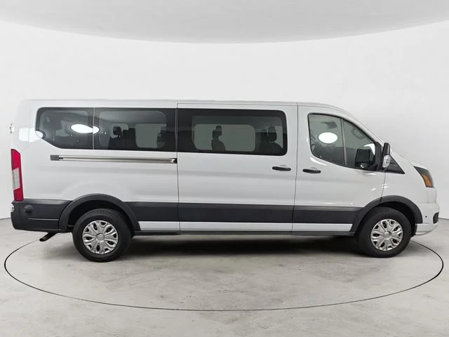 Used 2024 Oxford White Ford XLT image 4