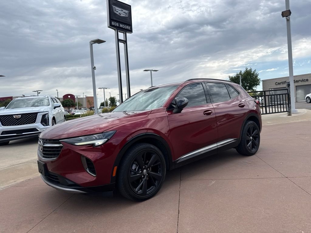 Used 2022  Buick Preferred image 1