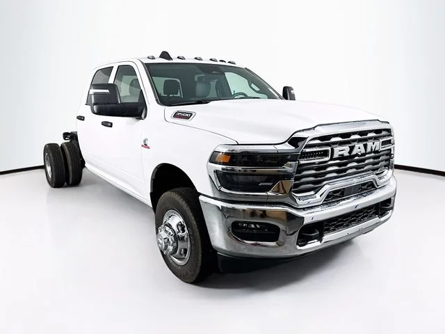 New 2026 Bright White Clear-Coat Exterior Paint RAM TRADESMAN image 1