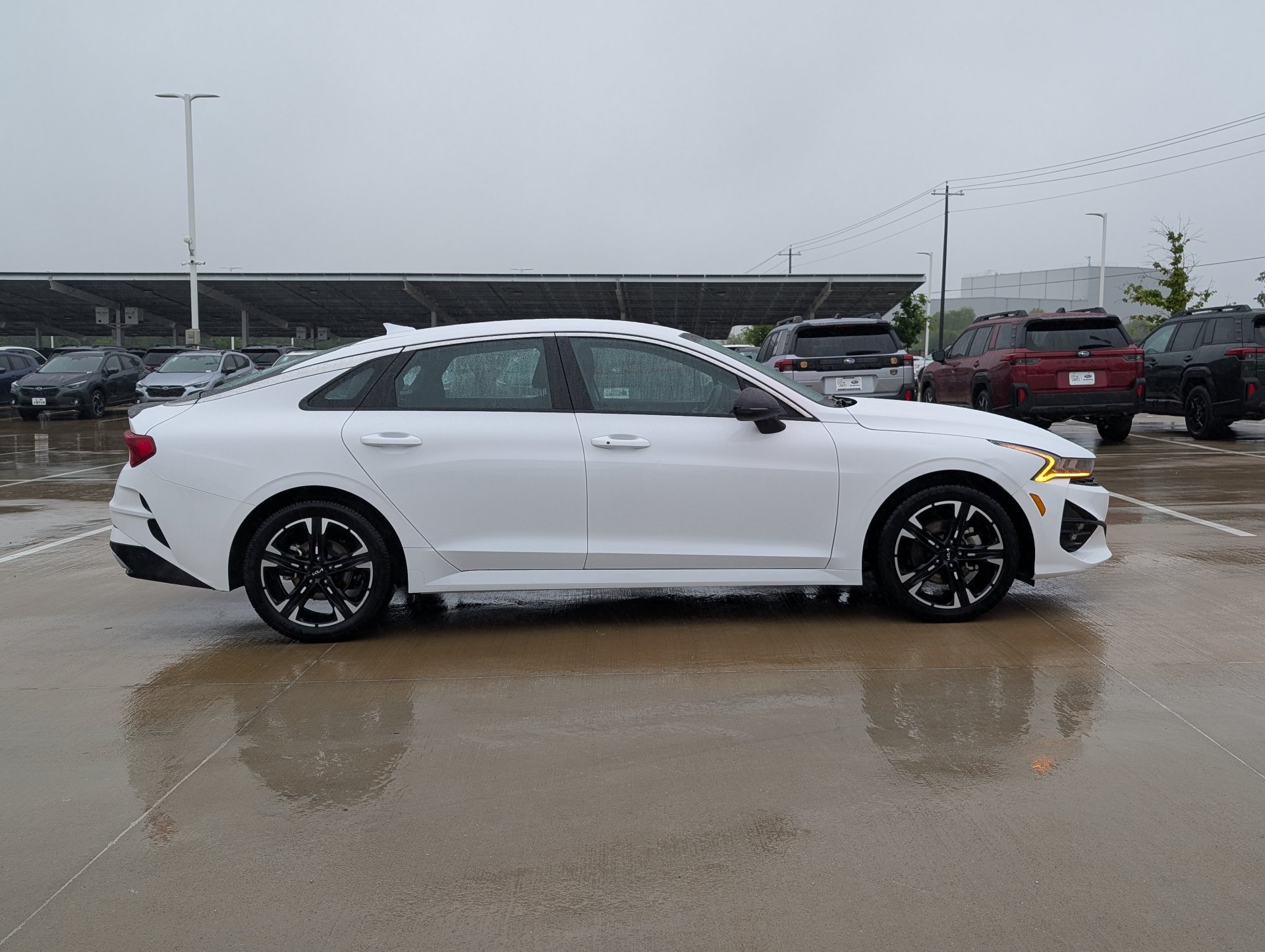Used 2024 White Kia GT-Line image 6