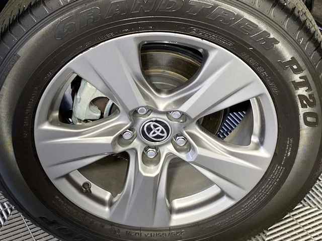 Used 2025 Gray Toyota XLE image 31