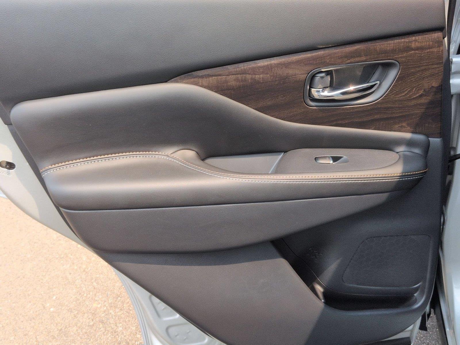 Used 2023 Brilliant Silver Metallic Nissan Platinum image 33