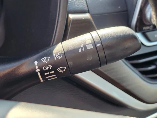 Used 2023 Gray Nissan 2.5 SV image 37