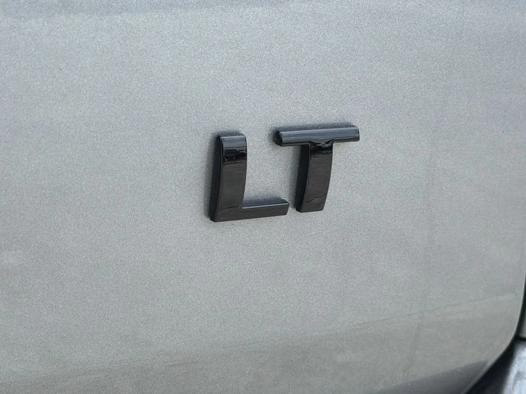 Used 2023 Gray Chevrolet LT image 10