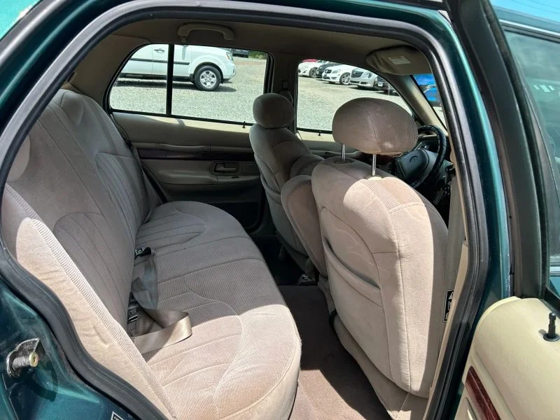 Used 2000 Green Mercury GS Sedan 4D image 24