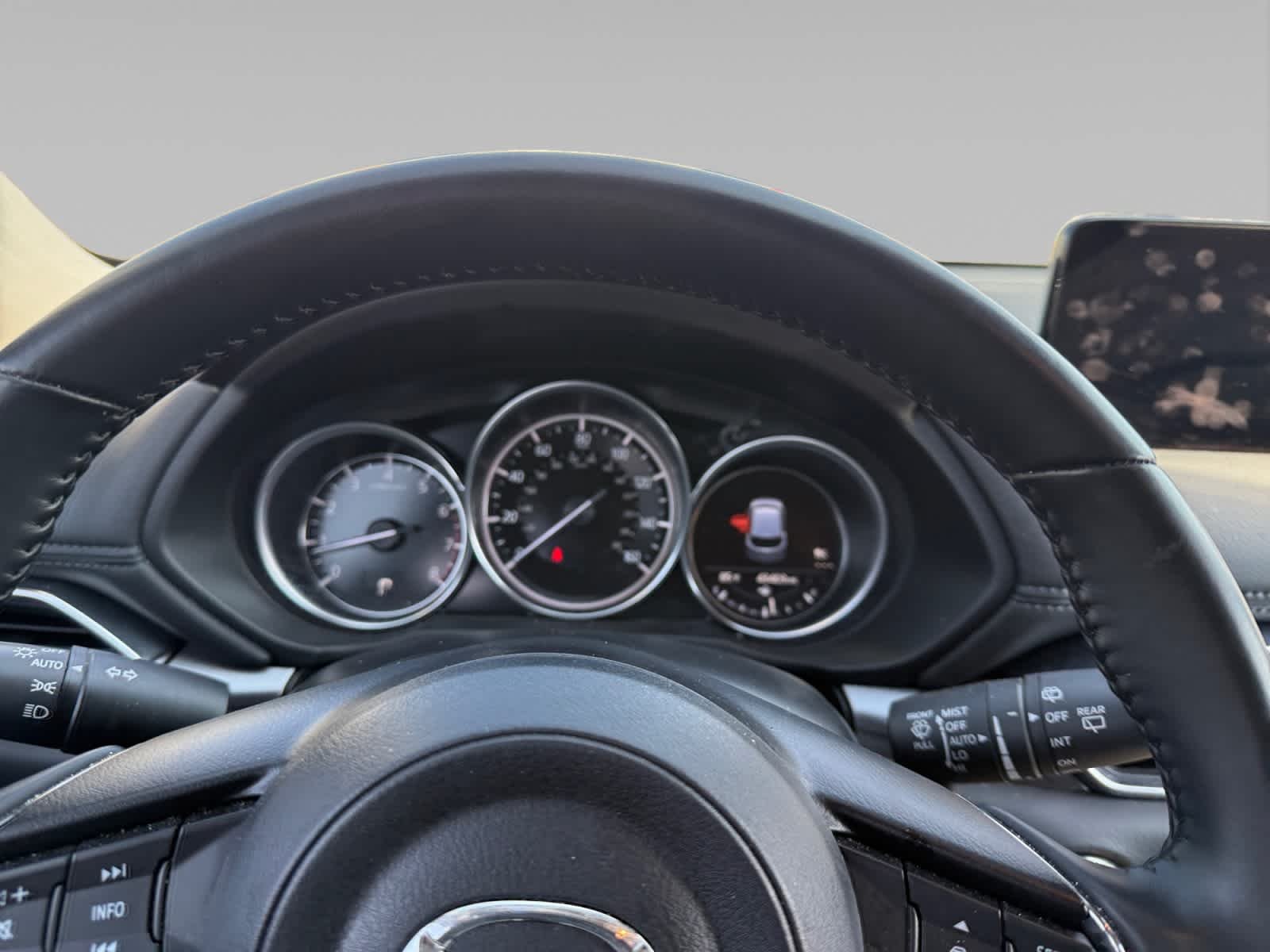 Used 2025 Platinum Quartz Metallic Mazda 2.5 S Preferred Package image 14