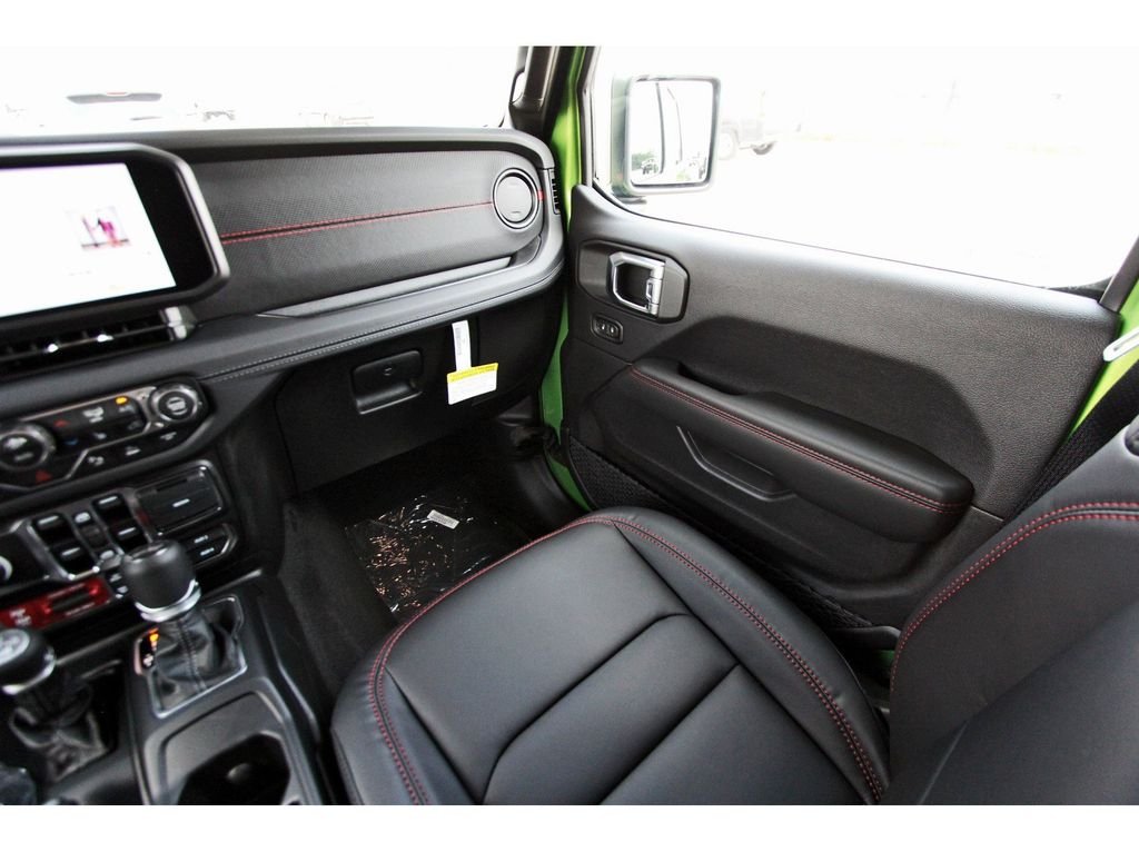 New 2025 Mojito Clear-Coat Exterior Paint Jeep Rubicon X image 10