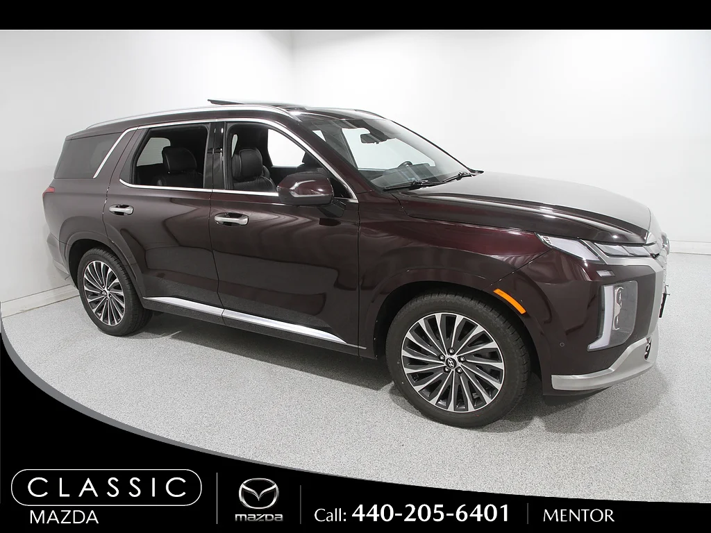 Used 2024 Sierra Burgundy Hyundai Calligraphy image 1