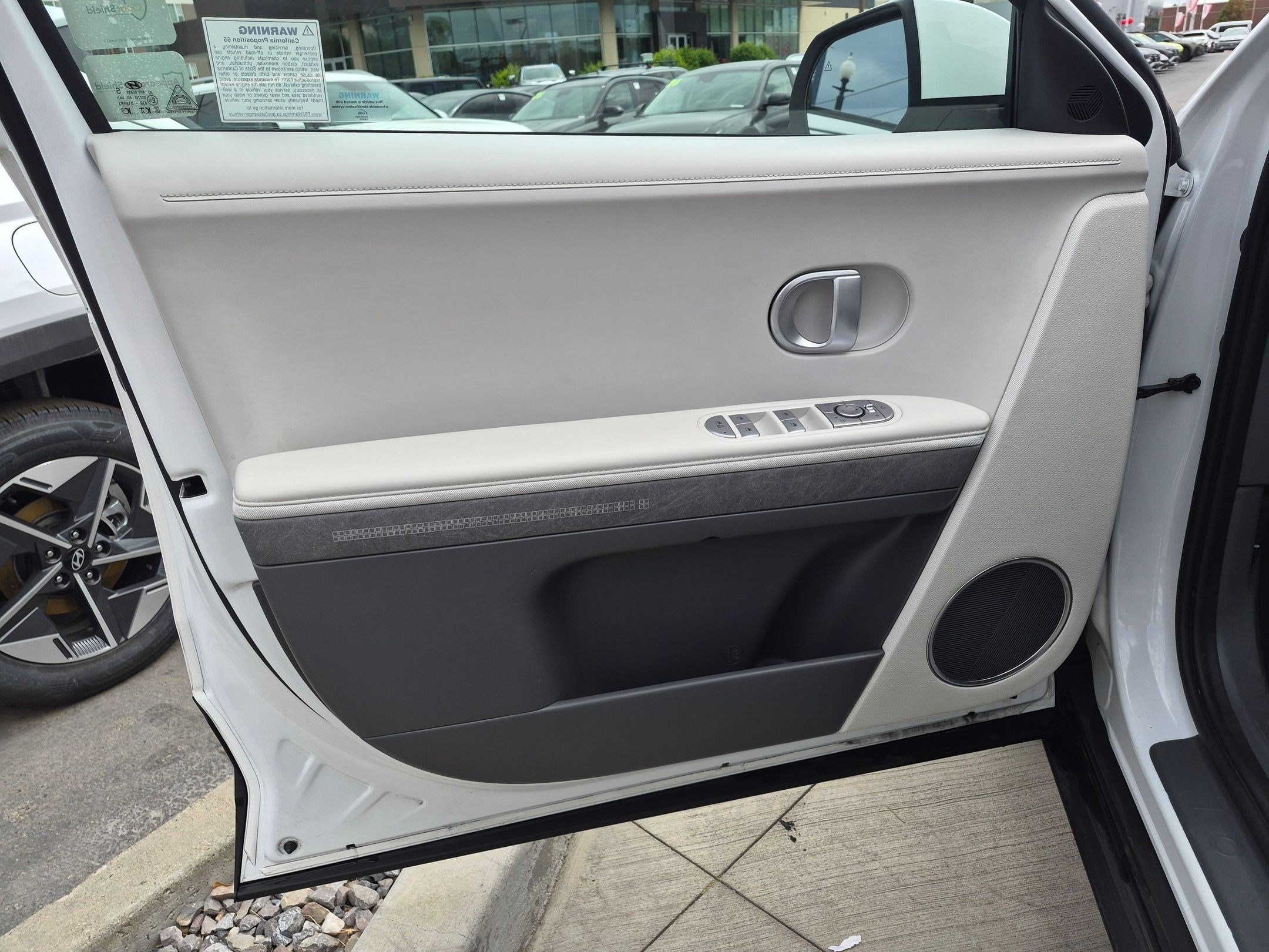 2023 Hyundai IONIQ 5 SEL - Photo 13