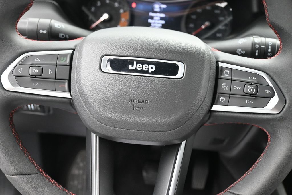 2025 Jeep Compass Trailhawk - Photo 12