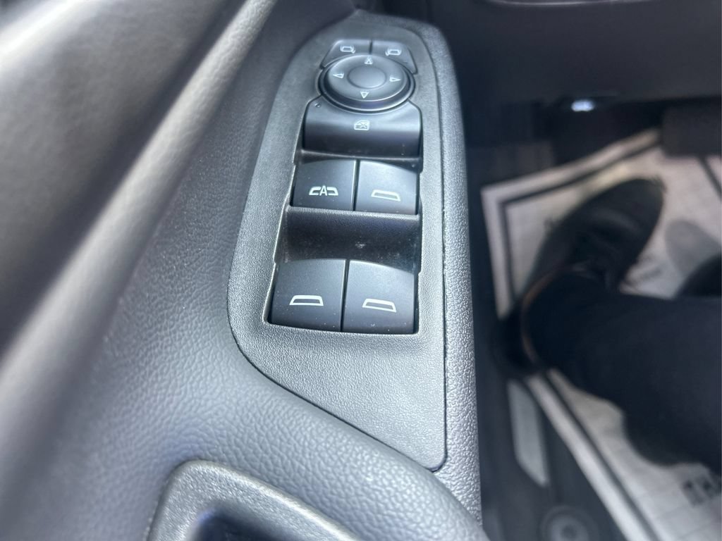 Used 2024 Summit White Chevrolet LT image 35