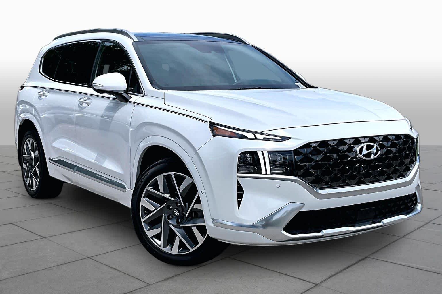 Used 2022 Quartz White Hyundai Calligraphy image 3