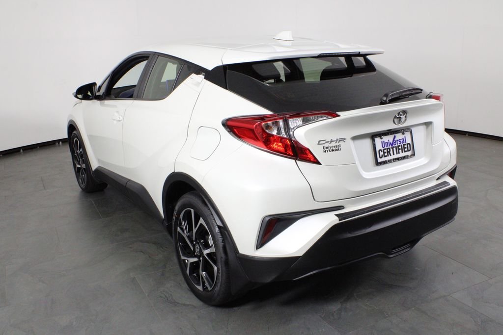 Used 2021 White Toyota XLE image 15