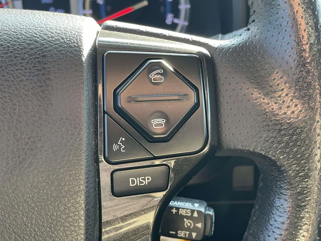 2017 Toyota 4Runner Off-Road Premium - Photo 11
