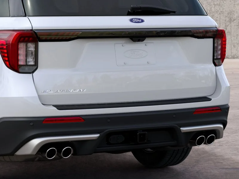 New 2027 Star White Metallic Tri-Coat Ford Platinum™ image 23