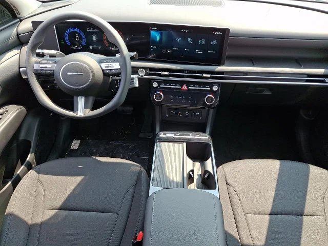 New 2026 White Hyundai Blue SE image 10