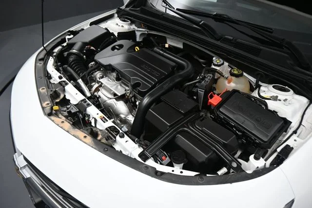 Used 2024 White Chevrolet LT image 12