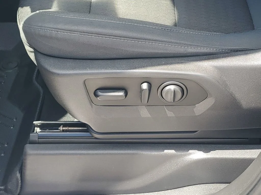 Used 2019 Gray GMC SLE image 16