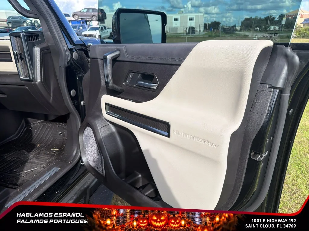 Used 2026 Void Black GMC 2X image 34