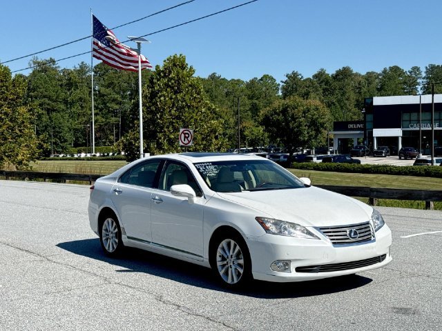 Used 2011  Lexus 350 image 5