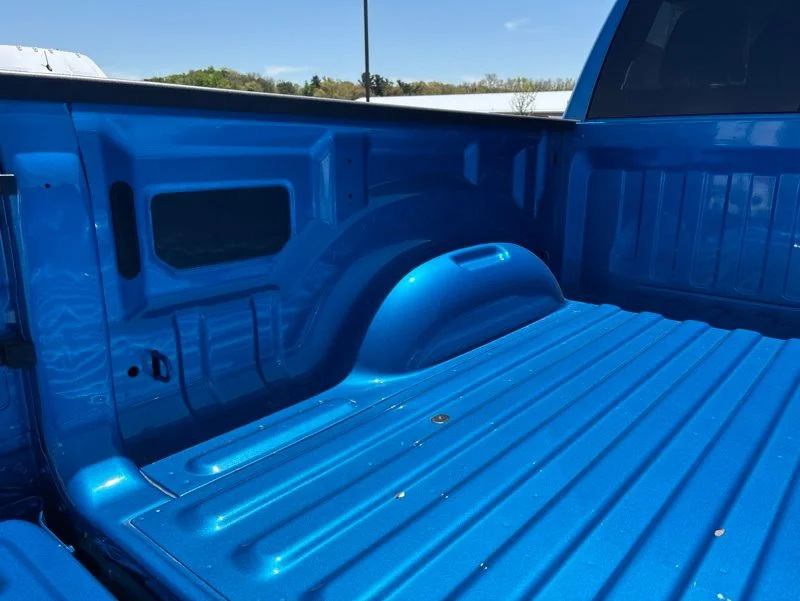 New 2026 Hydro Blue Pearl-Coat Exterior Paint RAM Big Horn/Lone Star image 10