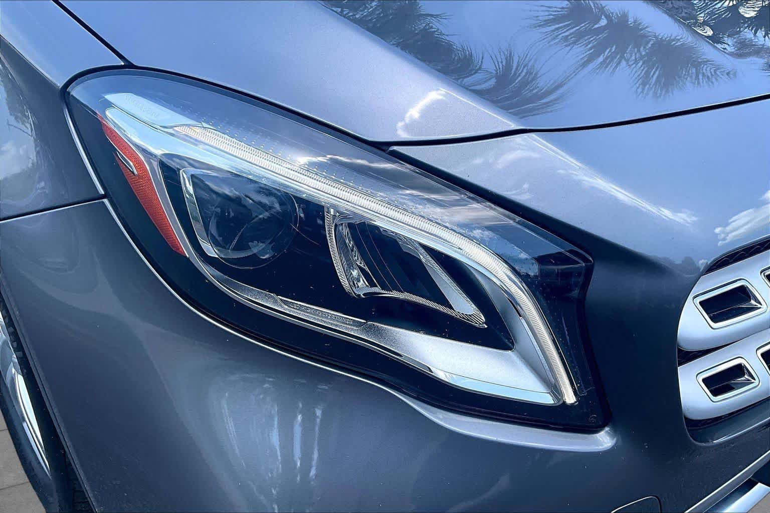 Used 2019 Mountain Grey Metallic Mercedes-Benz GLA 250 image 28