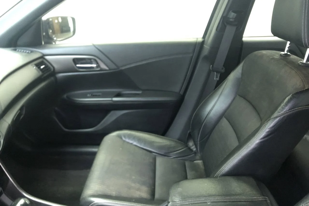Used 2017 Obsidian Blue Pearl Honda Sport image 28