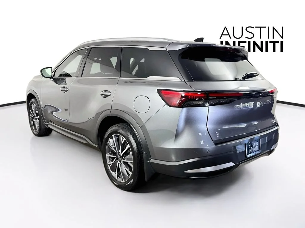 Certified Used 2027 Gray INFINITI LUXE image 7