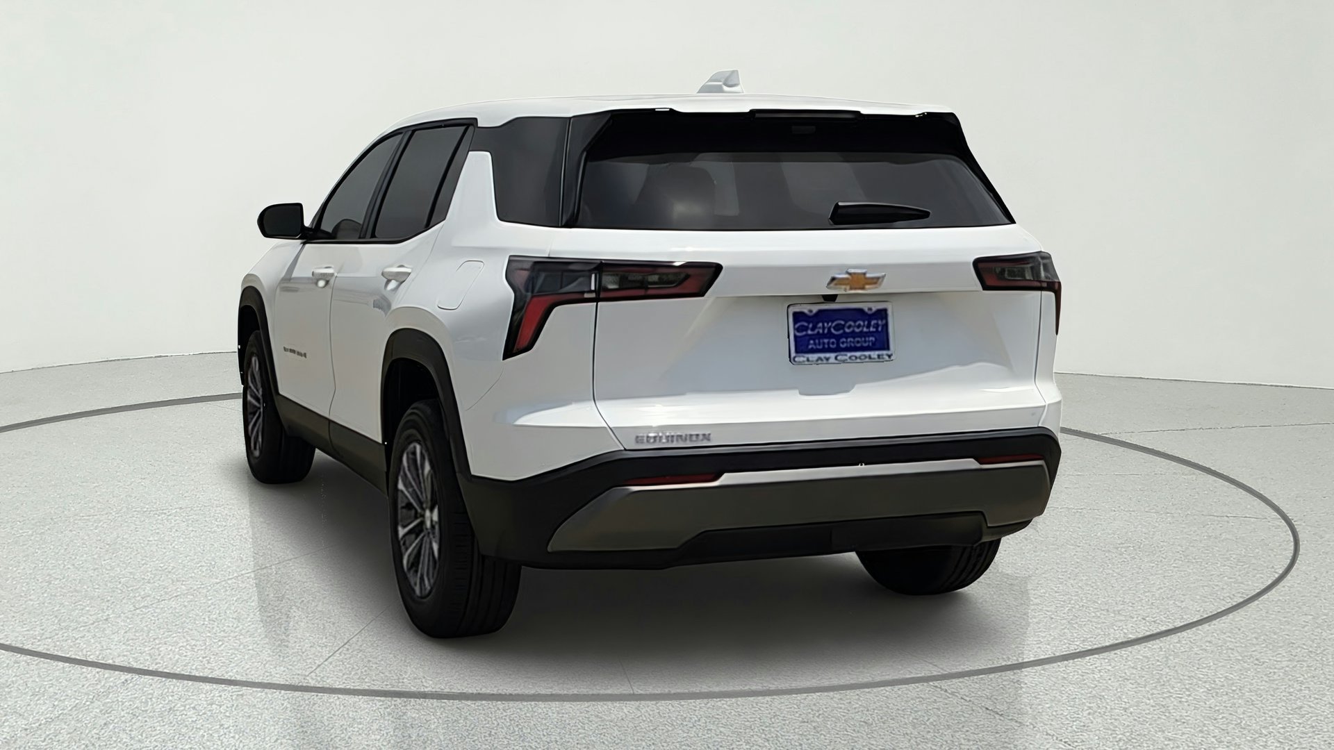 2027 Chevrolet Equinox LT - Photo 6