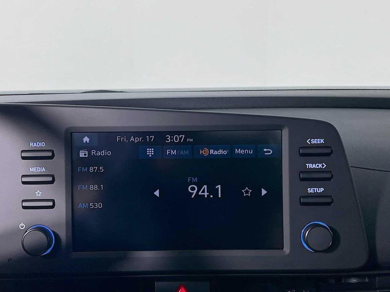 2026 Hyundai Elantra — photo 9