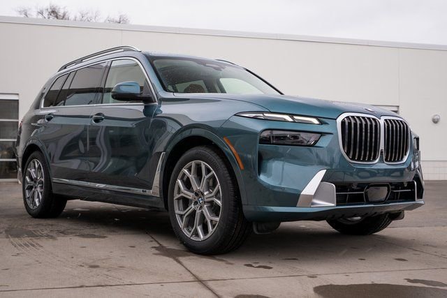 Certified Used 2026 Blue Ridge Mountain Metallic BMW xDrive40i image 8