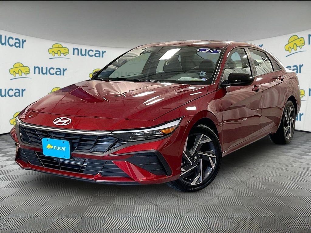 Used 2025 Red Hyundai SEL Sport image 3