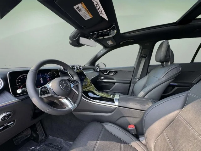2026 Mercedes-Benz GLC Base - Photo 12