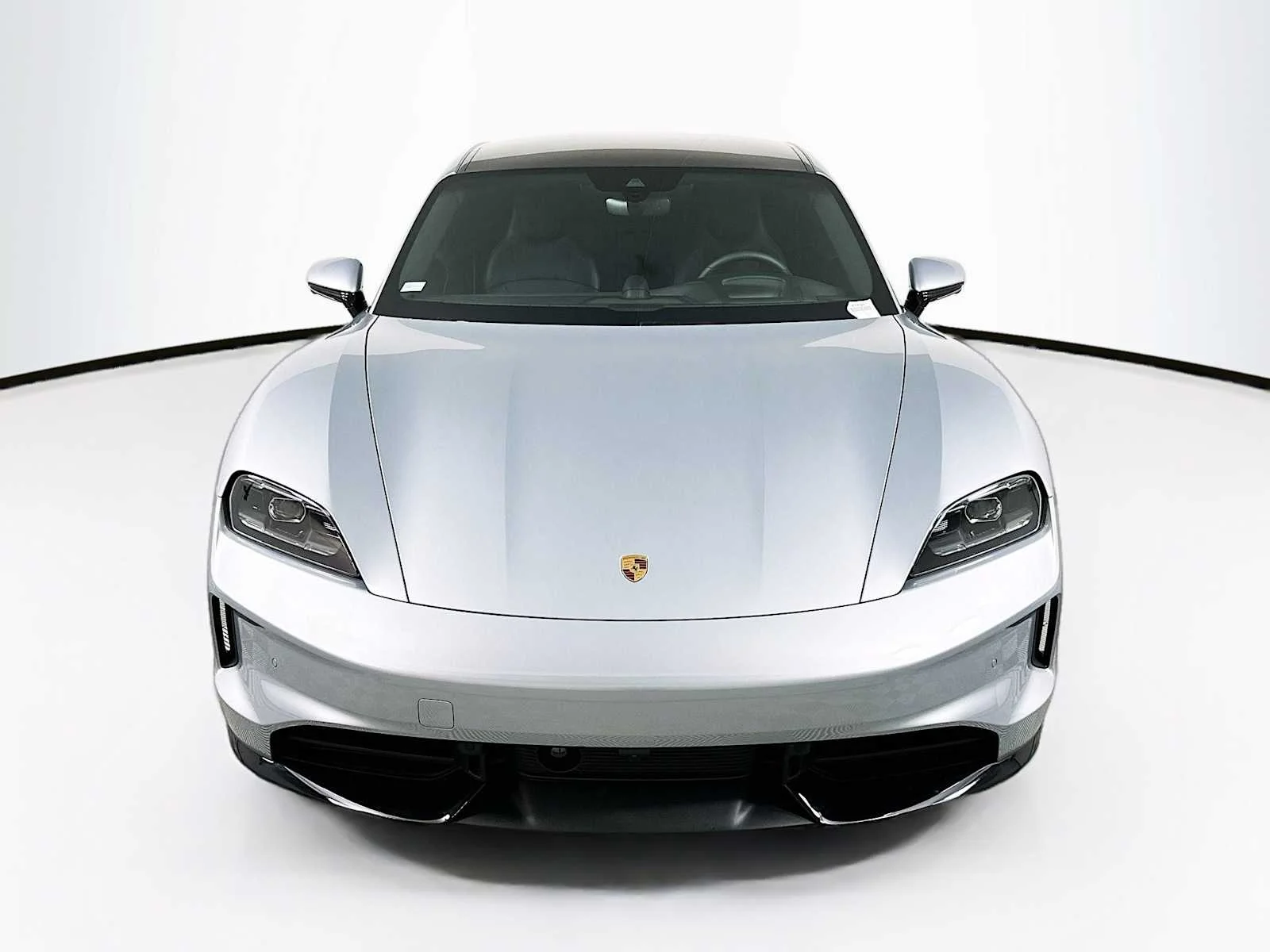 2025 Porsche Taycan Base - Photo 6