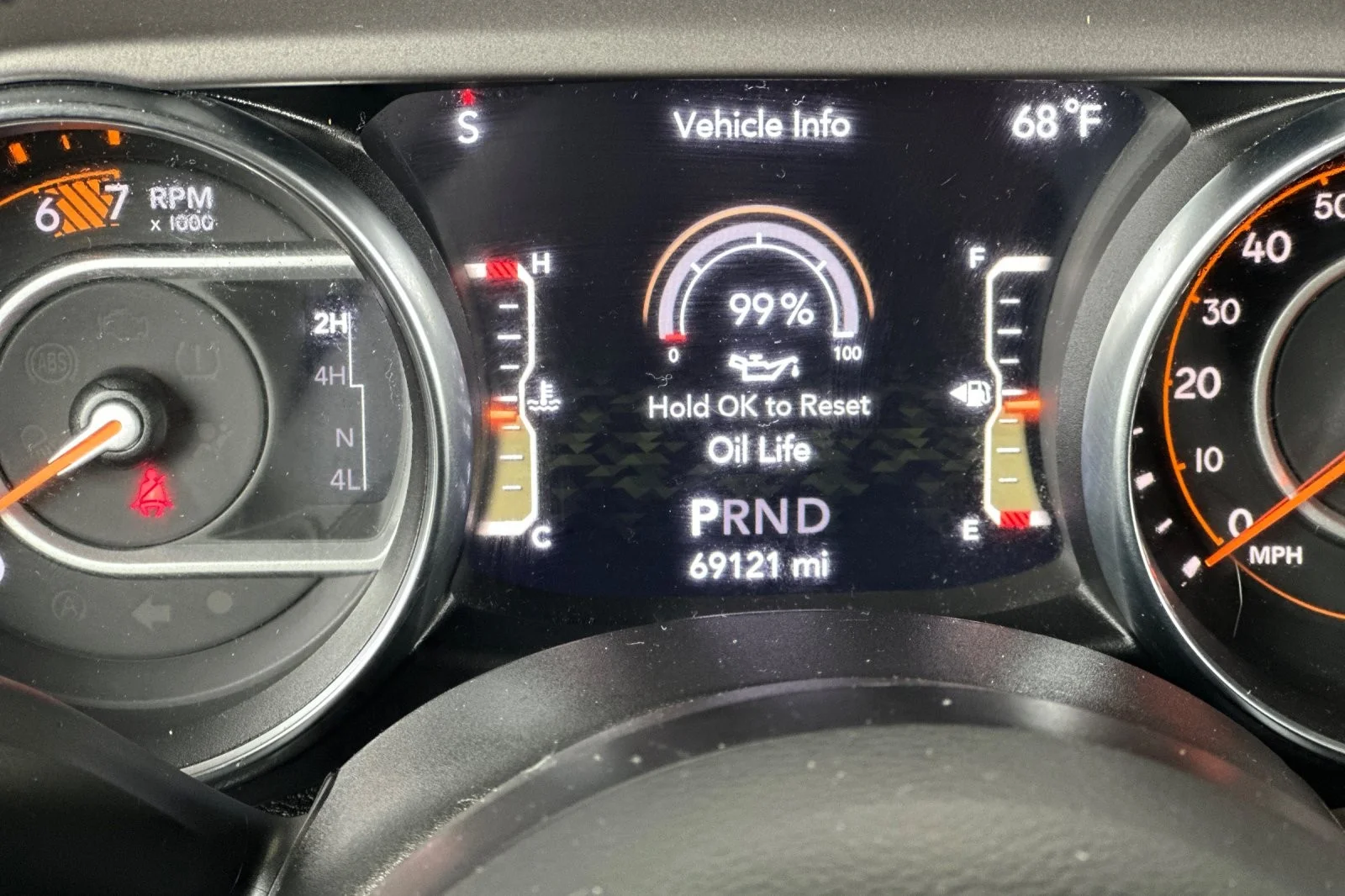 Used 2019 BLACK Jeep Sport image 24