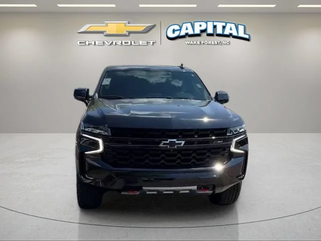 Used 2023 Black Chevrolet Z71 image 8