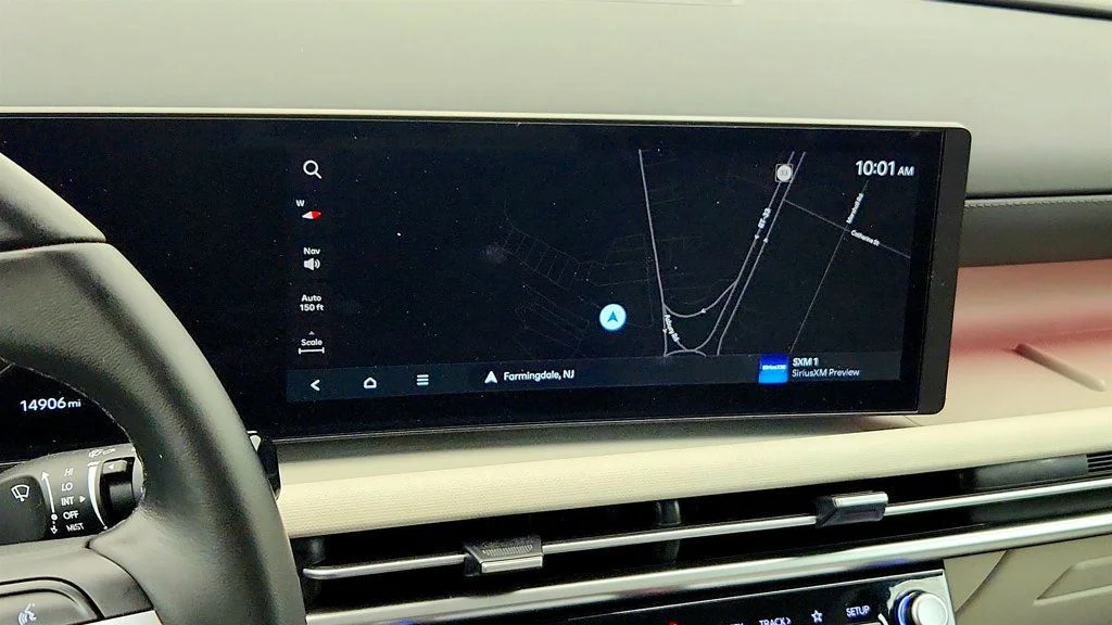 Used 2025 Phantom Black Hyundai SEL Convenience AWD image 20