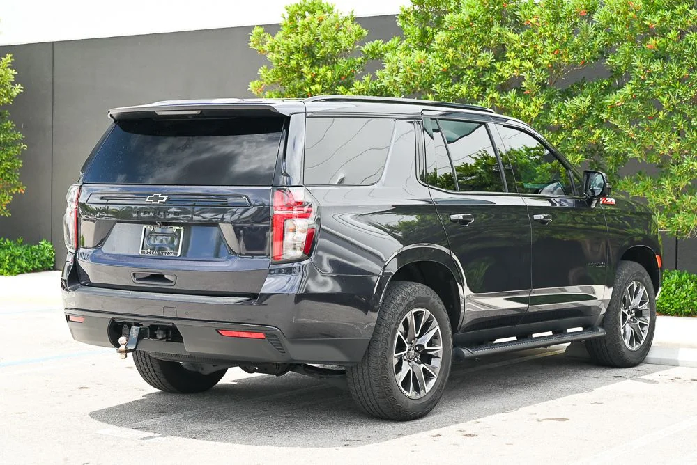 Used 2024 Gray Chevrolet Z71 image 4