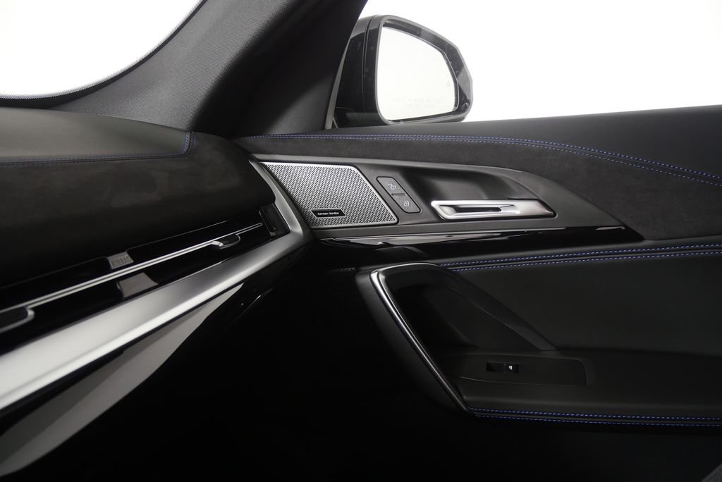 New 2026 Black Sapphire Metallic BMW xDrive28i image 17